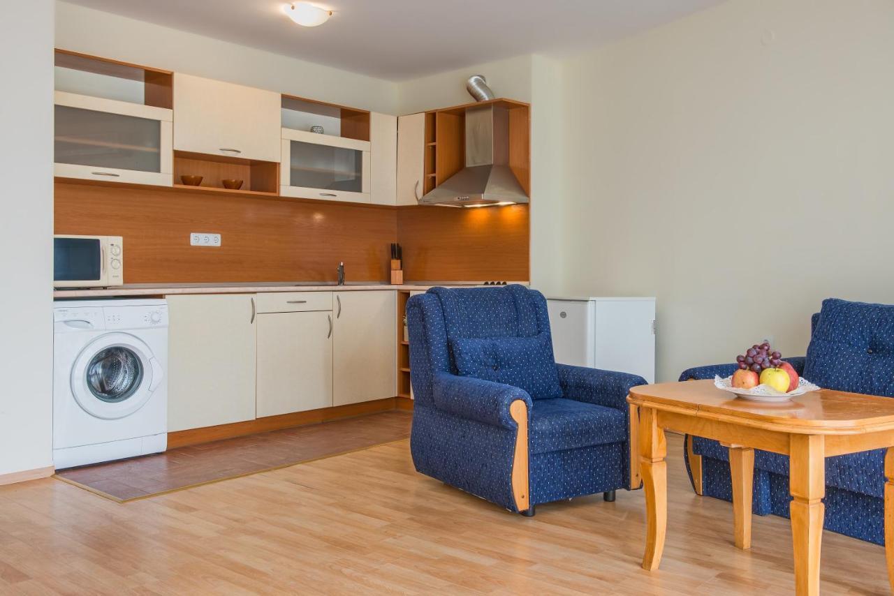 Privilege Beach Apartments Свети-Влас Экстерьер фото