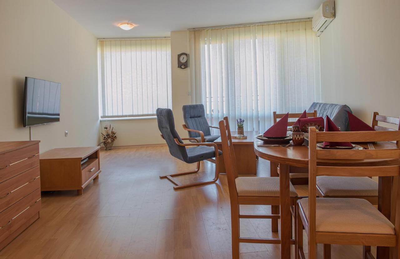 Privilege Beach Apartments Свети-Влас Экстерьер фото